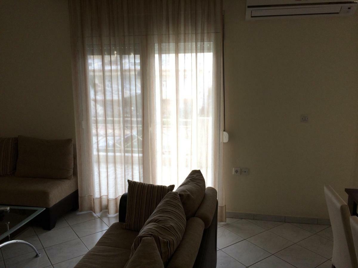 Stathoris Deluxe Apartment Nea Peramos  Exterior photo